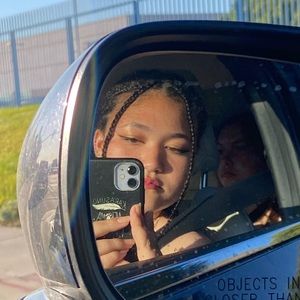 Meet your Posher, Kaitlyn